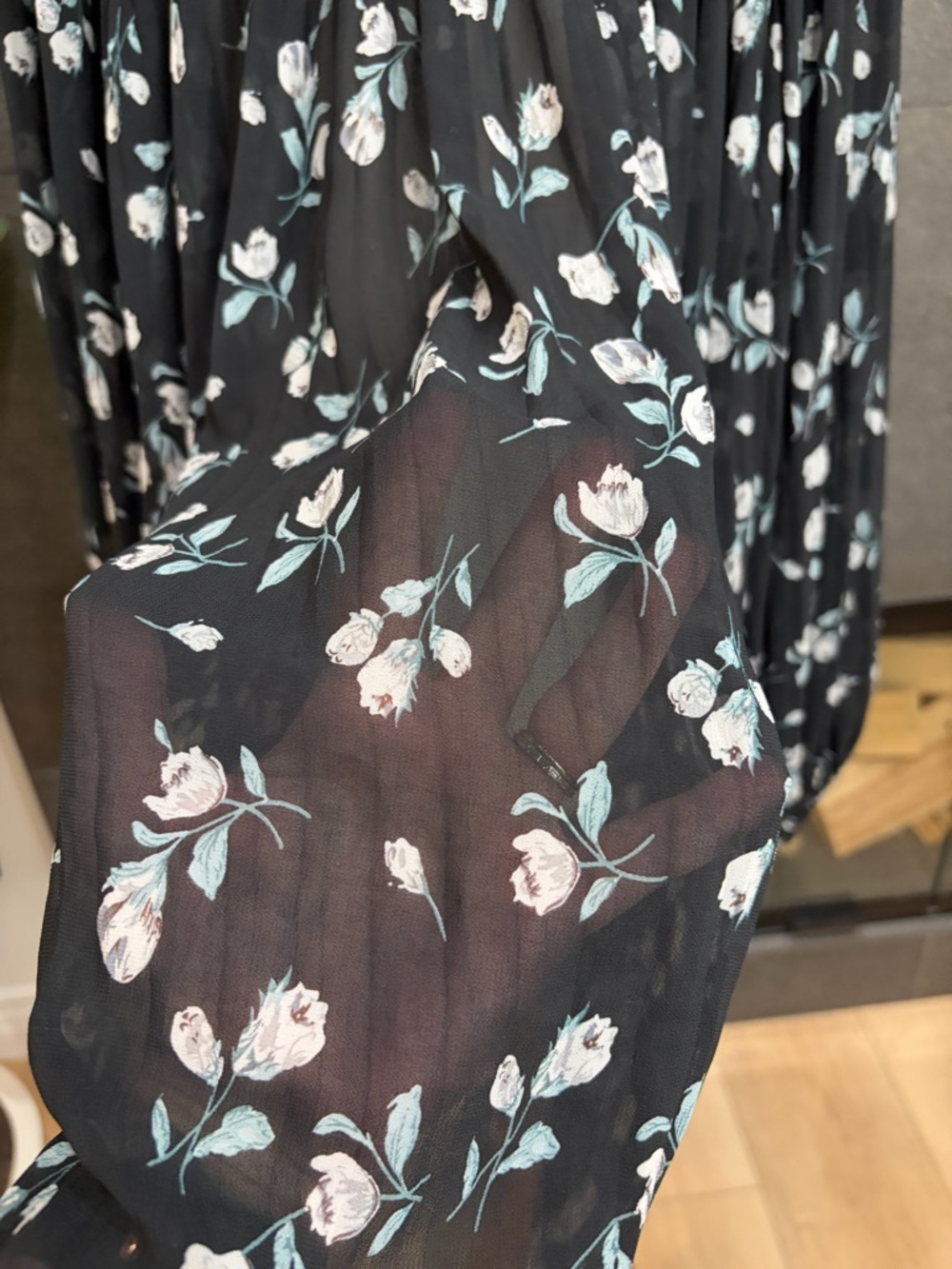 Hayden Black Floral Ruffled Peasant Top Size Medium - Picture 11 of 12